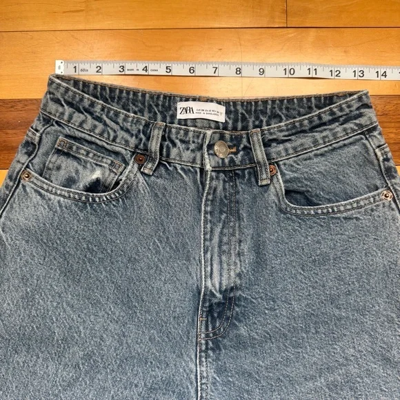 Zara high rise straight leg stonewashed denim jeans - Picture 7 of 10